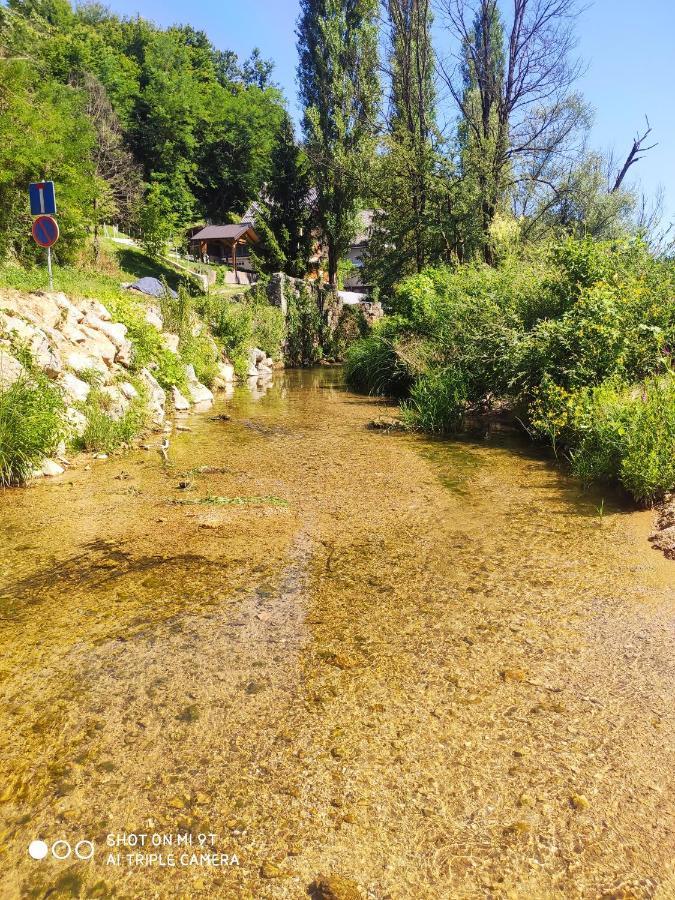 Smaragd River Near Rastoke & Plitvice Lakes Slunj Εξωτερικό φωτογραφία