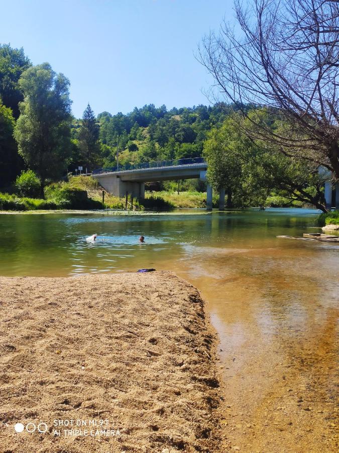 Smaragd River Near Rastoke & Plitvice Lakes Slunj Εξωτερικό φωτογραφία