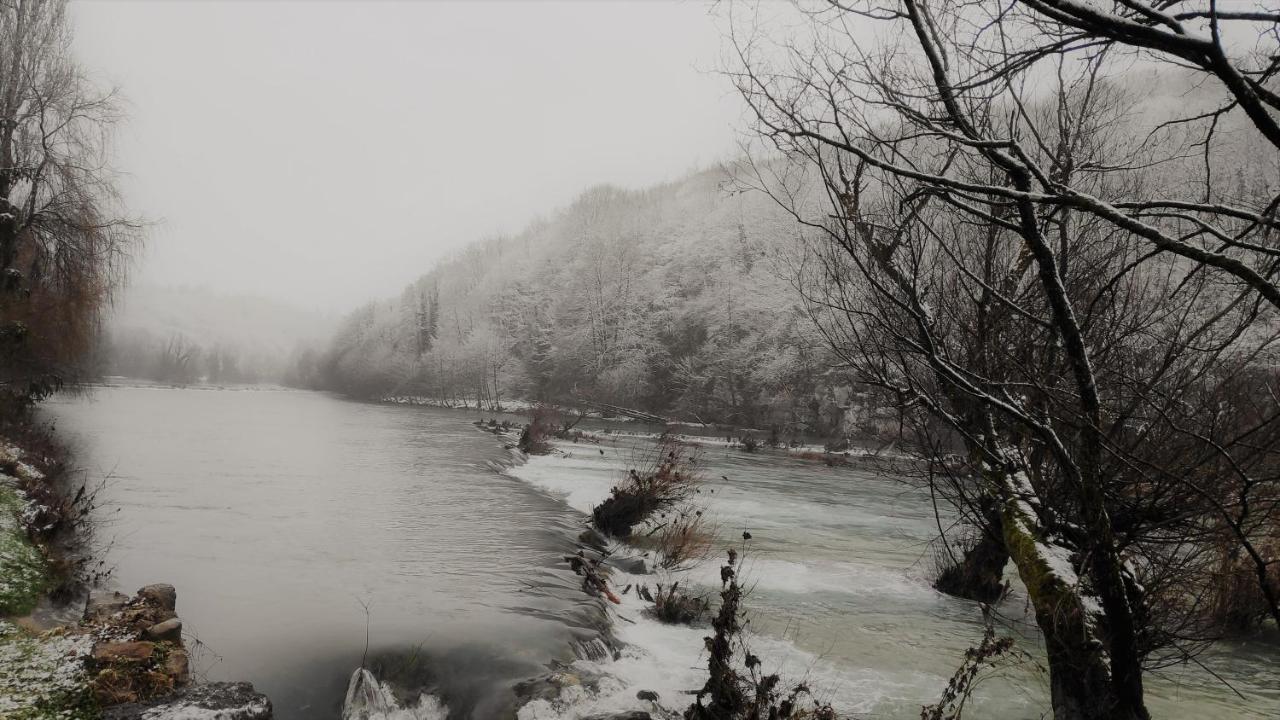 Smaragd River Near Rastoke & Plitvice Lakes Slunj Εξωτερικό φωτογραφία
