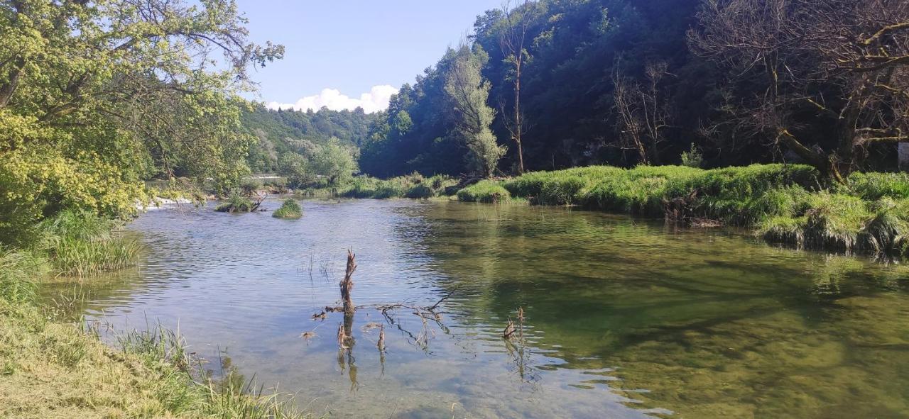 Smaragd River Near Rastoke & Plitvice Lakes Slunj Εξωτερικό φωτογραφία